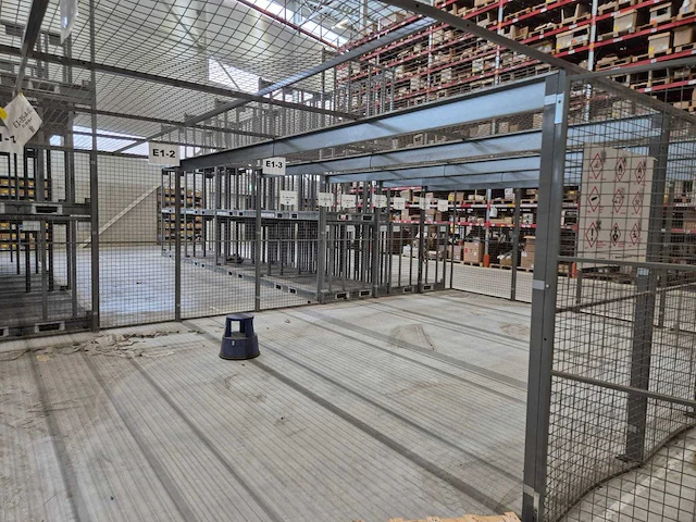 2022 troax ux450 magazijn hekwerk - afbeelding 1 van  18