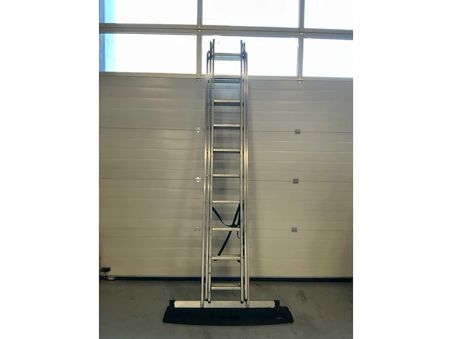 2022 tubesca pronor reformladder driedelig - afbeelding 2 van  6