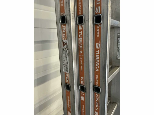 2022 tubesca pronor reformladder driedelig - afbeelding 4 van  6