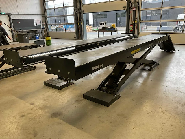 2022 wolf tools wls556p schaar hefbrug - afbeelding 9 van  14