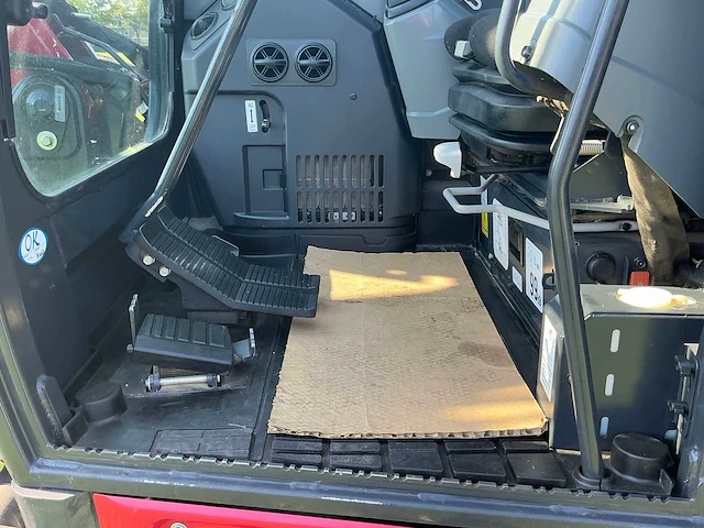 2022 yanmar sv-100-2a-2pb rupsgraafmachine - afbeelding 20 van  45