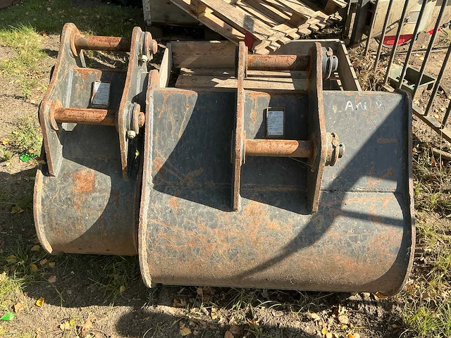 2022 yanmar sv-100-2a-2pb rupsgraafmachine - afbeelding 42 van  45