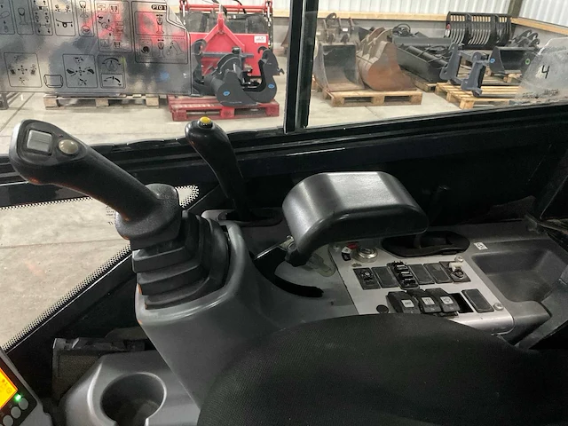 2022 yanmar sv 19 vt minigraafmachine - afbeelding 13 van  24