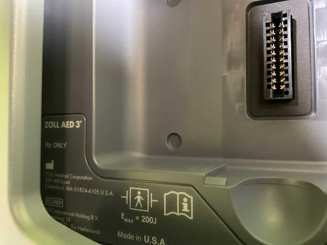 2022 zoll aed3 defibrillator (3x) - afbeelding 9 van  9
