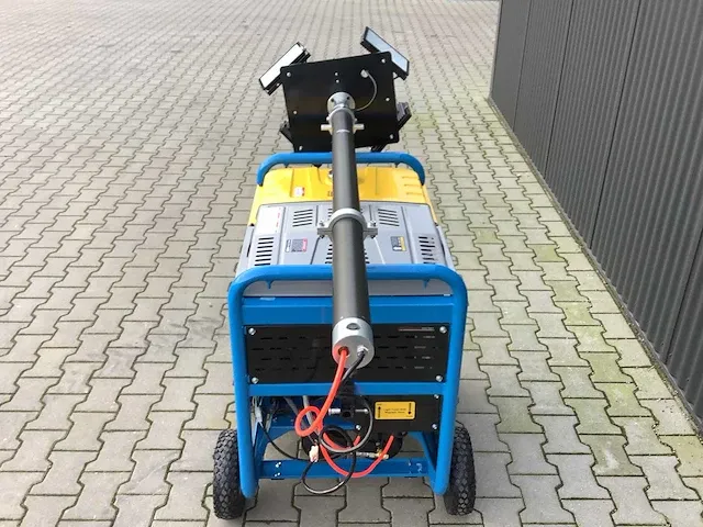 2023 - 4-in-1 mobiel werkstation (lastoestel+generator+compressor+lichtmast) - afbeelding 24 van  33