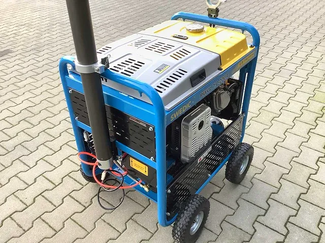 2023 - 4-in-1 mobiel werkstation (lastoestel+generator+compressor+lichtmast) - afbeelding 13 van  33