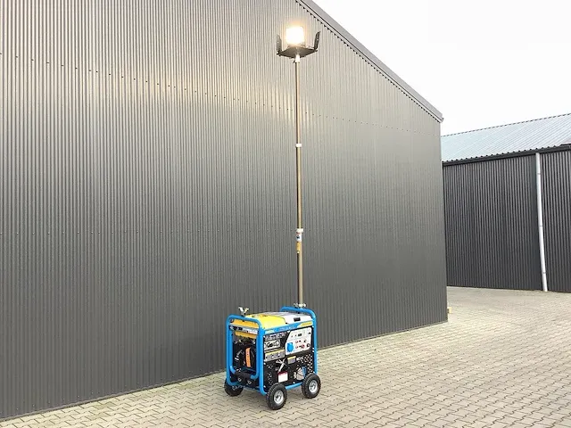 2023 - 4-in-1 mobiel werkstation (lastoestel+generator+compressor+lichtmast) - afbeelding 23 van  33