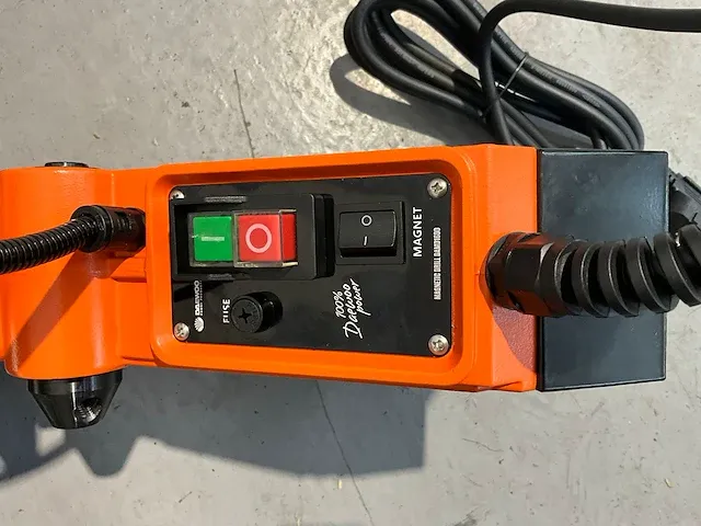 2023 - daewoo - damd 1600 - magnetische boormachine - afbeelding 5 van  10