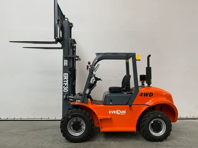 2023 - everun - ertf30 - 2.5t vorkheftruck 4wd triple mast 3m - afbeelding 2 van  30