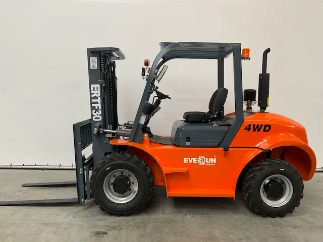 2023 - everun - ertf30 - 2.5t vorkheftruck 4wd triple mast 3m - afbeelding 27 van  30
