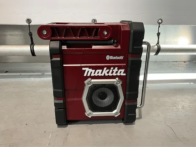 2023 - makita - dmr108ar - bouwradio - afbeelding 6 van  13