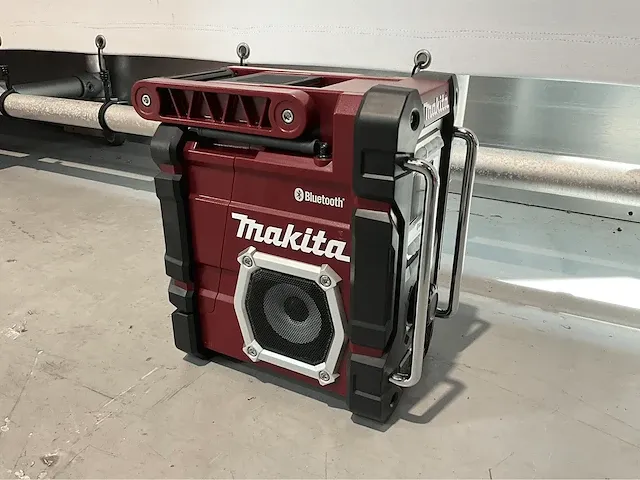 2023 - makita - dmr108ar - bouwradio - afbeelding 7 van  13