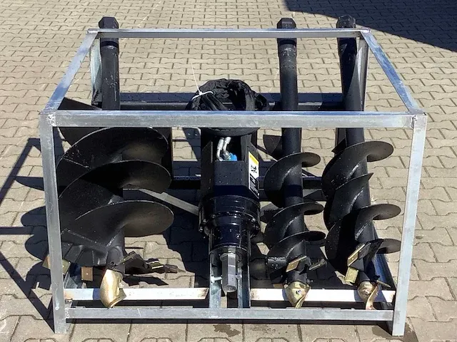 2023 - wolverine - model 1000/200 - set hydraulische grondboren schranklader - afbeelding 2 van  13