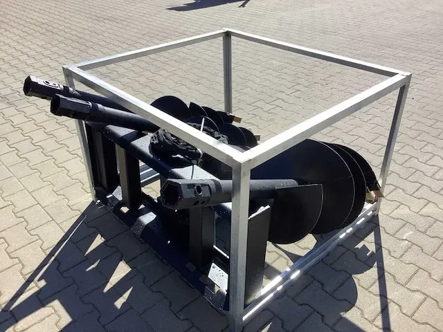2023 - wolverine - model 1000/200 - set hydraulische grondboren schranklader - afbeelding 1 van  13
