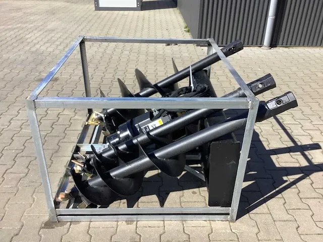 2023 - wolverine - model 1000/200 - set hydraulische grondboren schranklader - afbeelding 6 van  13