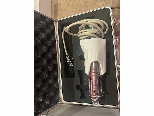 2023 alma lasers pixel co2 femilift - afbeelding 25 van  48