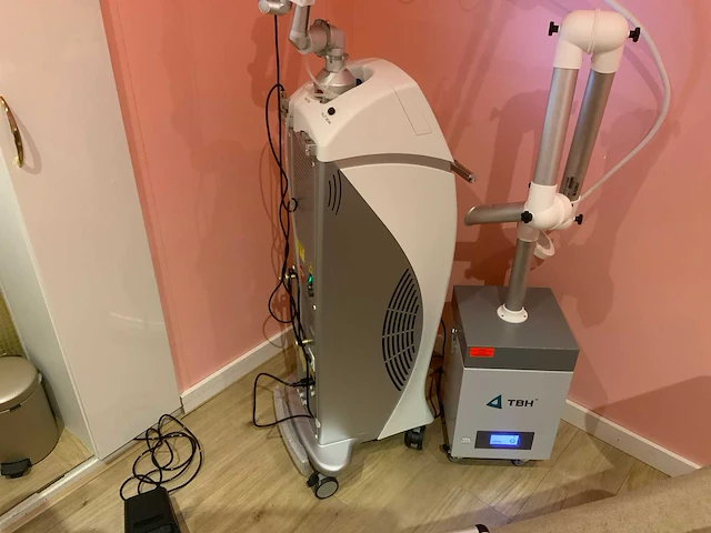 2023 alma lasers pixel co2 femilift - afbeelding 44 van  48