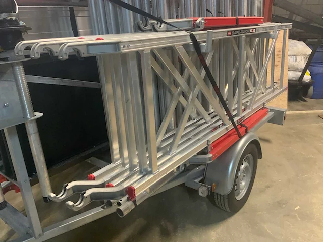 2023 altrex steigeraanhanger deluxe met altrex steiger rs tower 52-s 8.2m - afbeelding 4 van  35