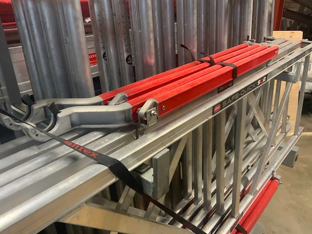 2023 altrex steigeraanhanger deluxe met altrex steiger rs tower 52-s 8.2m - afbeelding 5 van  35