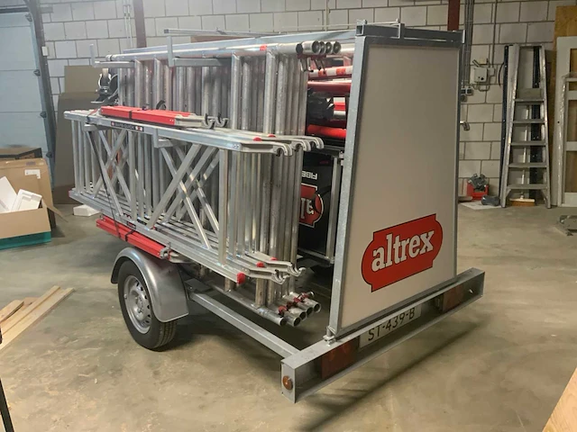 2023 altrex steigeraanhanger deluxe met altrex steiger rs tower 52-s 8.2m - afbeelding 9 van  35