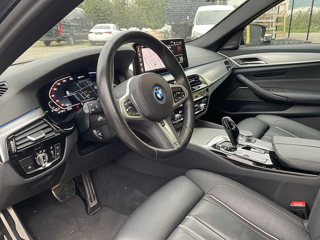 2023 bmw 5-serie 530e m sport personenauto - afbeelding 17 van  63