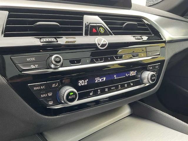 2023 bmw 5-serie 530e m sport personenauto - afbeelding 28 van  63