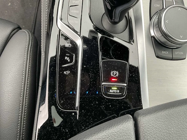 2023 bmw 5-serie 530e m sport personenauto - afbeelding 31 van  63