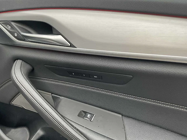 2023 bmw 5-serie 530e m sport personenauto - afbeelding 46 van  63