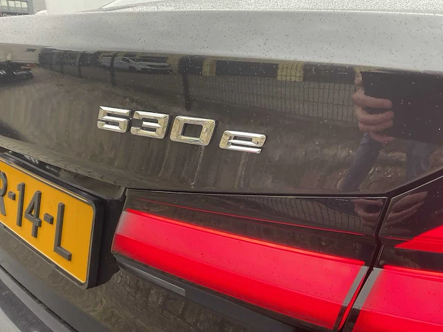 2023 bmw 5-serie 530e m sport personenauto - afbeelding 55 van  63