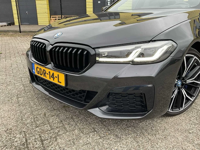 2023 bmw 5-serie 530e m sport personenauto - afbeelding 62 van  63
