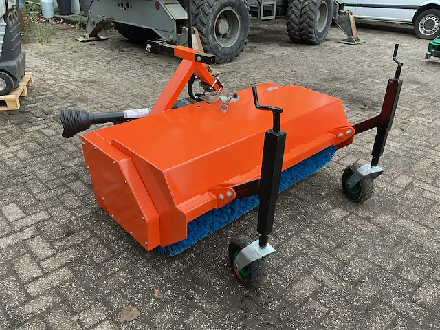 2023 boxer vm 150 straatveegmachine - afbeelding 3 van  7