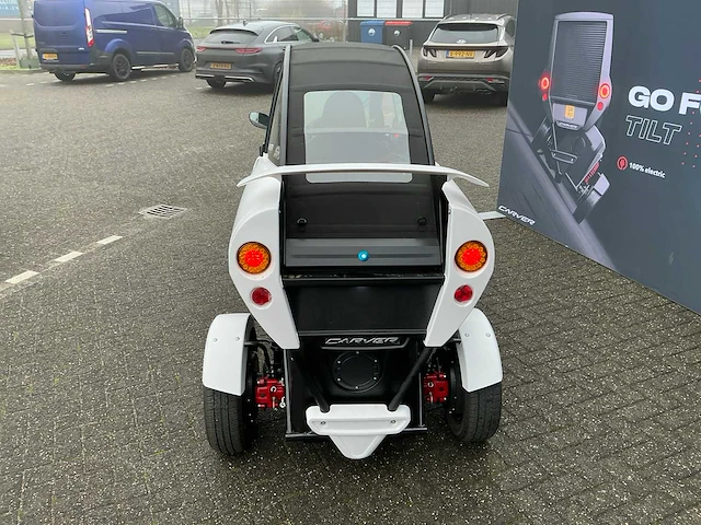 2023 carver carver s+ drie wielig motorvoertuig 80km/h - afbeelding 13 van  16