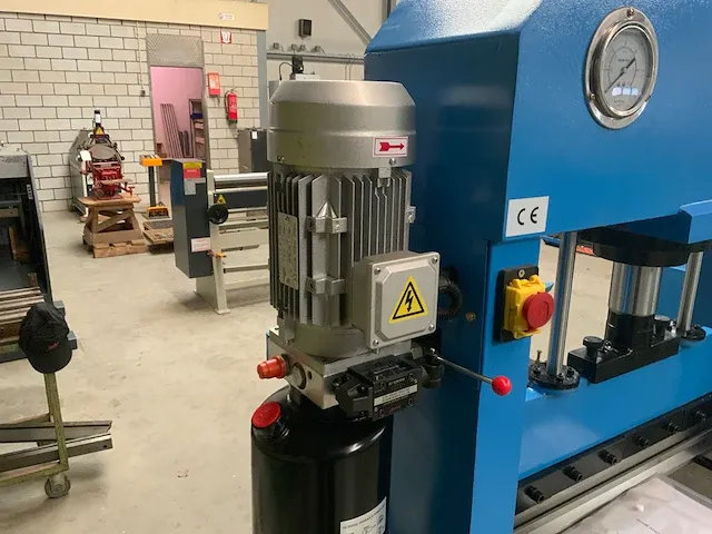2023 chpb-50 hydraulische pers - afbeelding 8 van  11