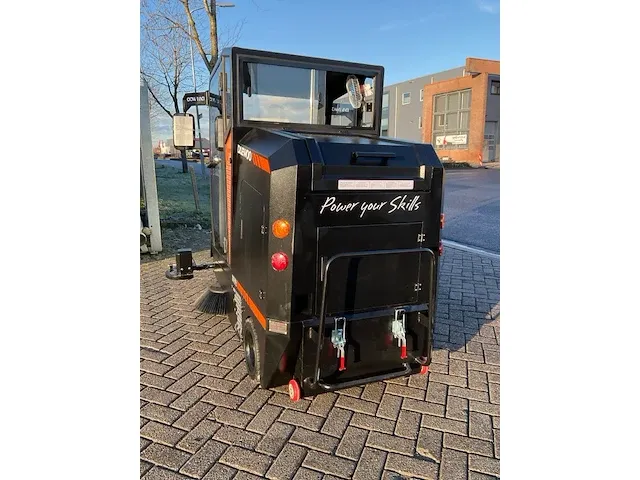 2023 daewoo das100 veegmachine met cabine - afbeelding 23 van  40
