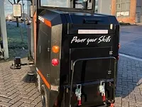 2023 daewoo das100 veegmachine met cabine - afbeelding 23 van  40