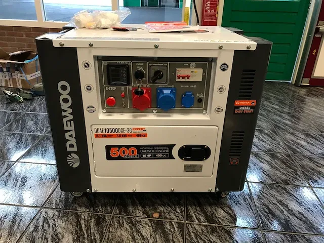 2023 daewoo ddae10500dse-3g noodstroomaggregaat - afbeelding 1 van  10