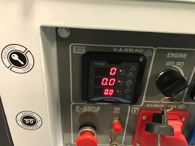2023 daewoo ddae10500dse-3g noodstroomaggregaat - afbeelding 9 van  10