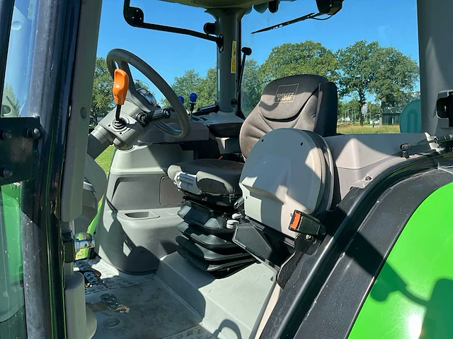 2023 deutz-fahr 6125 c ttv vierwielaangedreven landbouwtractor - afbeelding 28 van  49