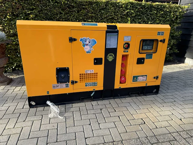 2023 diesel generating sets bk-725 stroomgenerator - afbeelding 1 van  8