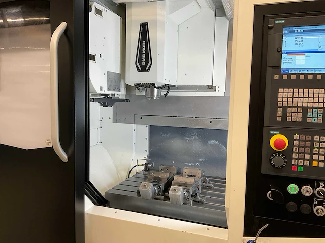 2023 dmg mori m1 cnc freesmachine - afbeelding 28 van  31