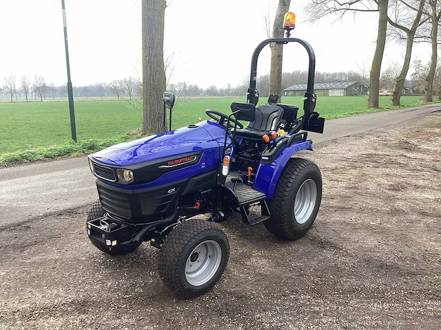 2023 farmtrac 20 vierwielaangedreven landbouwtractor - afbeelding 1 van  14