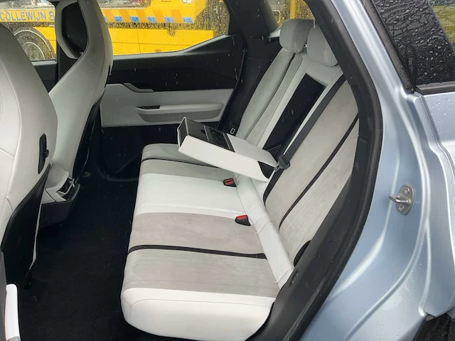 2023 fisker ocean personenauto - afbeelding 13 van  35