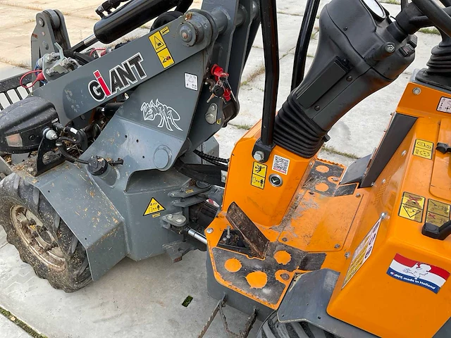 2023 giant g1200 minishovel - afbeelding 10 van  24
