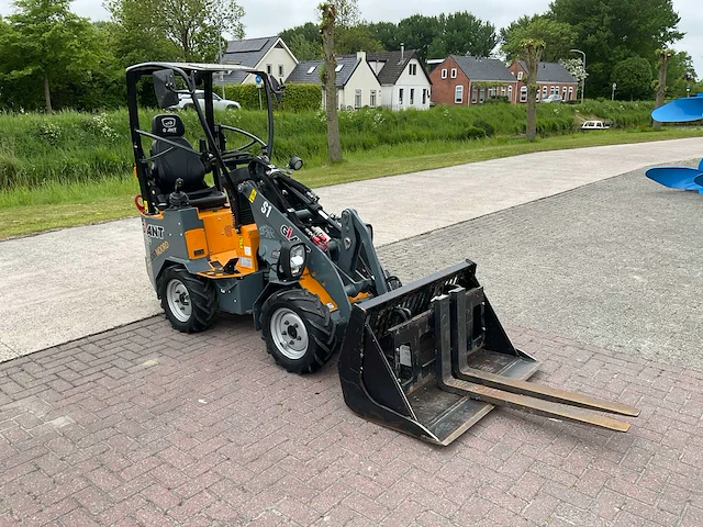 2023 giant g1200 minishovel - afbeelding 13 van  17