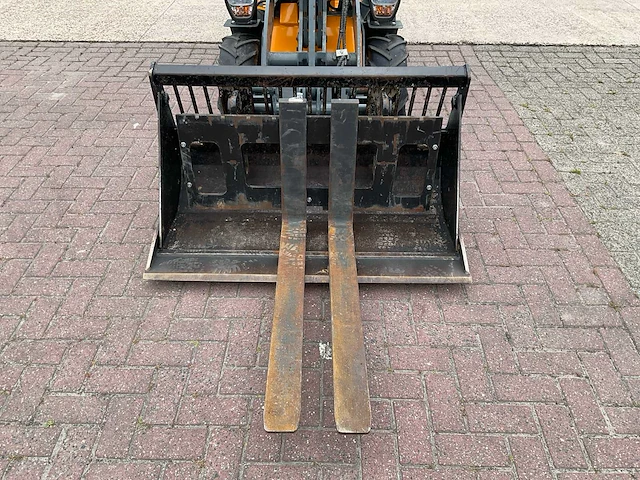 2023 giant g1200 minishovel - afbeelding 14 van  17
