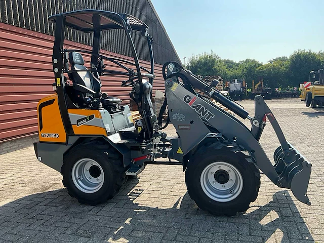 2023 giant g2200hd wiellader / shovel - afbeelding 24 van  27