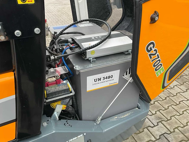 2023 giant g2700e shovel - afbeelding 8 van  18