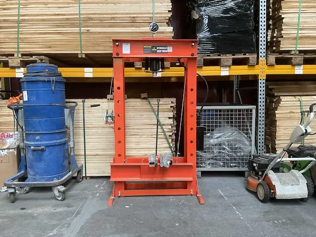 2023 hh 50 tonne garagepers - afbeelding 1 van  9