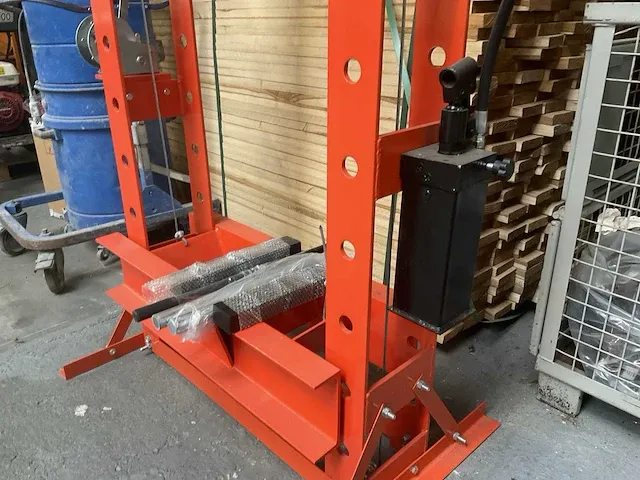 2023 hh 50 tonne garagepers - afbeelding 5 van  9