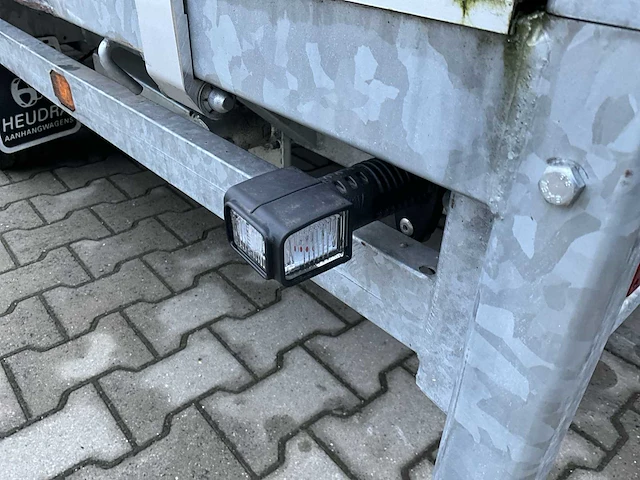 2023 hulco medax 2 - 3.0t hdkkv plateau aanhangwagen met oprijplaten - afbeelding 8 van  19